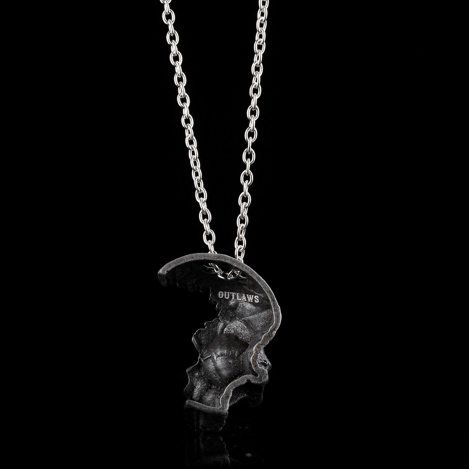 BROKEN SKULL.